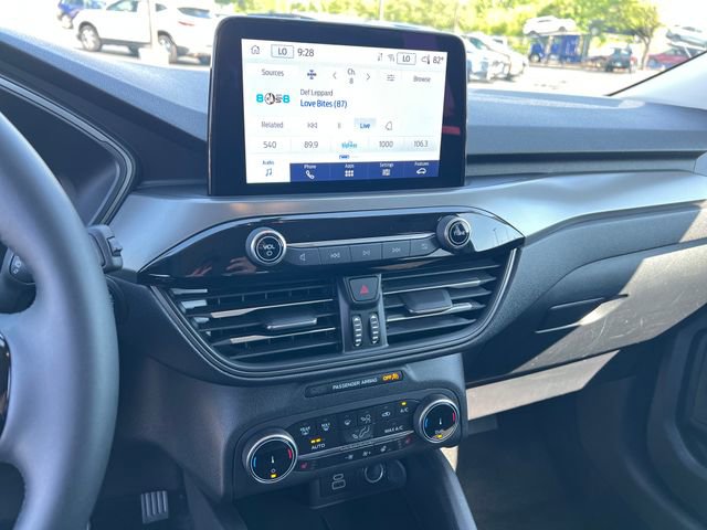 Used 2024 Ford Escape Active w/ Cold Weather Package FWD image 17