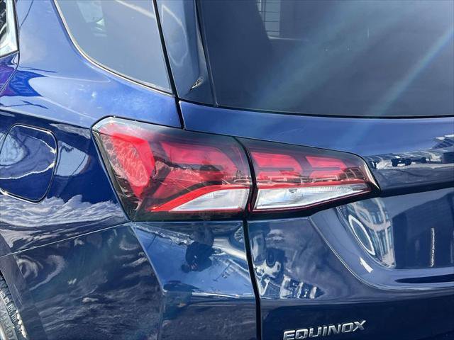 Used 2022 Chevrolet Equinox LT image 11