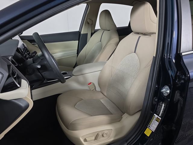 Used 2021 Toyota Camry LE FWD image 15