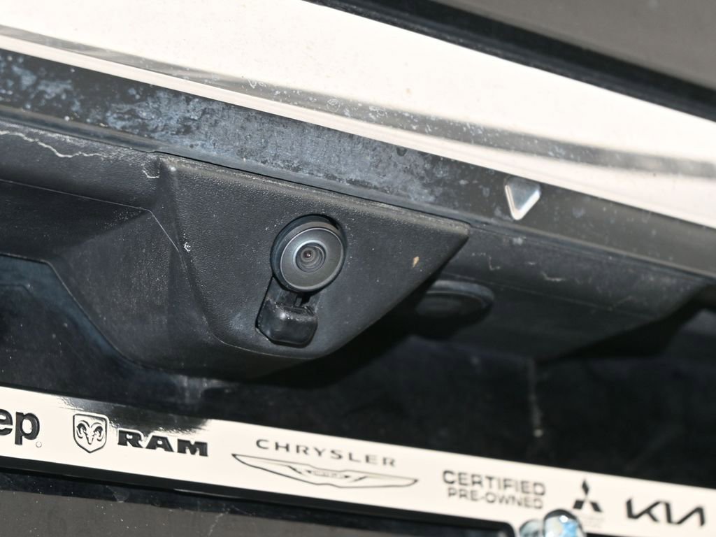 Used 2024 Ford Expedition Limited image 44