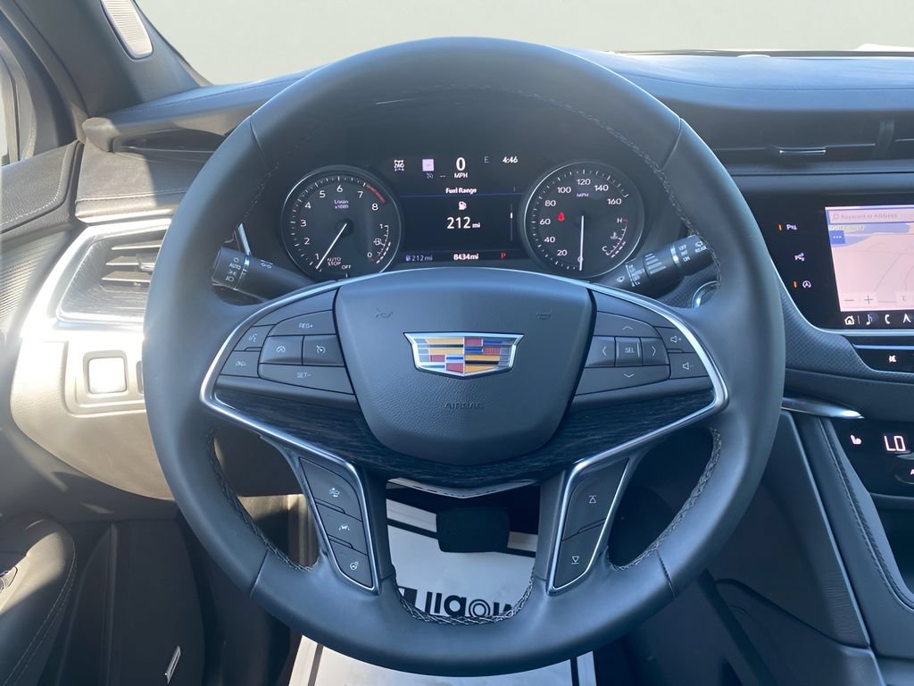 Used 2025 Cadillac XT5 Premium Luxury w/ Technology Package AWD/4WD image 20