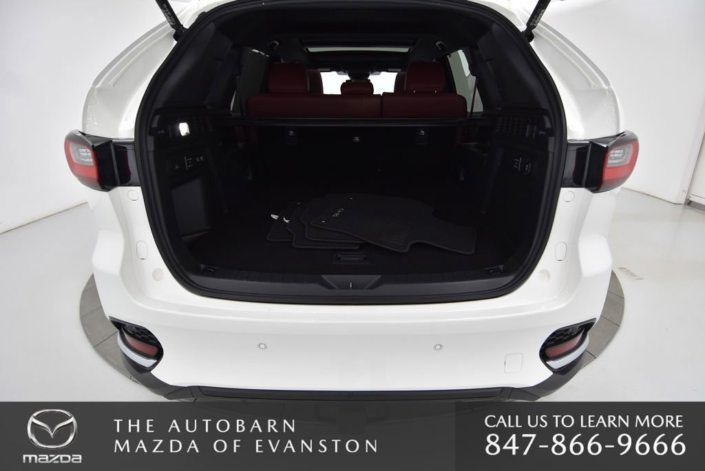 Certified 2025 MAZDA CX-70 Plug-In Hybrid w/ Premium Plus image 33
