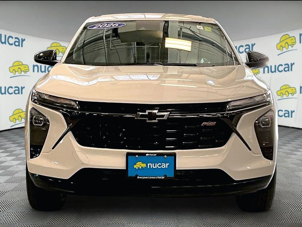 Used 2024 Chevrolet Trax RS w/ Driver Confidence Package FWD image 2