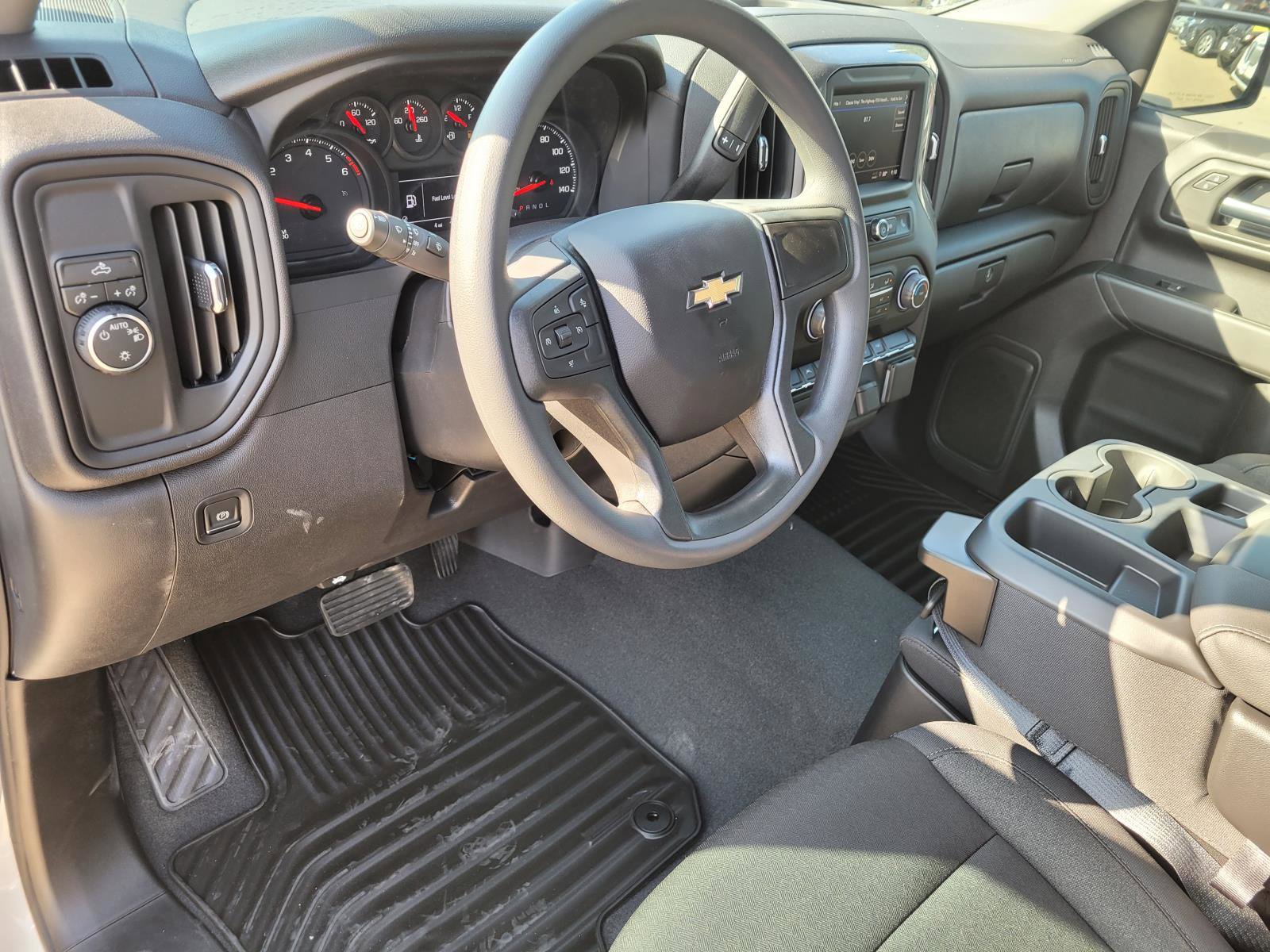 New 2026 Chevrolet Silverado 1500 Custom RWD image 15
