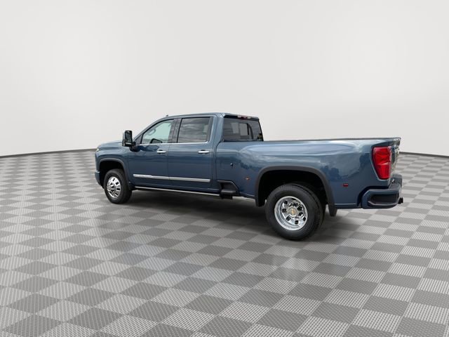 New 2026 Chevrolet Silverado 3500 High Country w/ High Country Premium Package AWD/4WD image 11