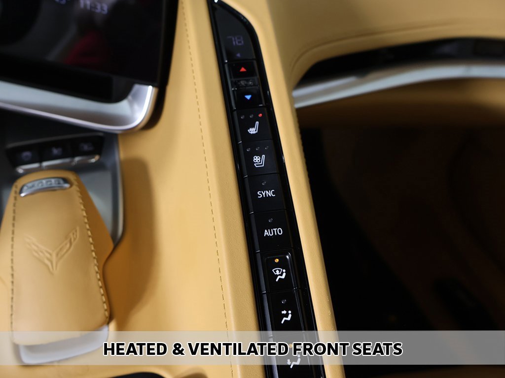 Used 2021 Chevrolet Corvette Stingray Premium Conv w/ Z51 Performance Package image 6