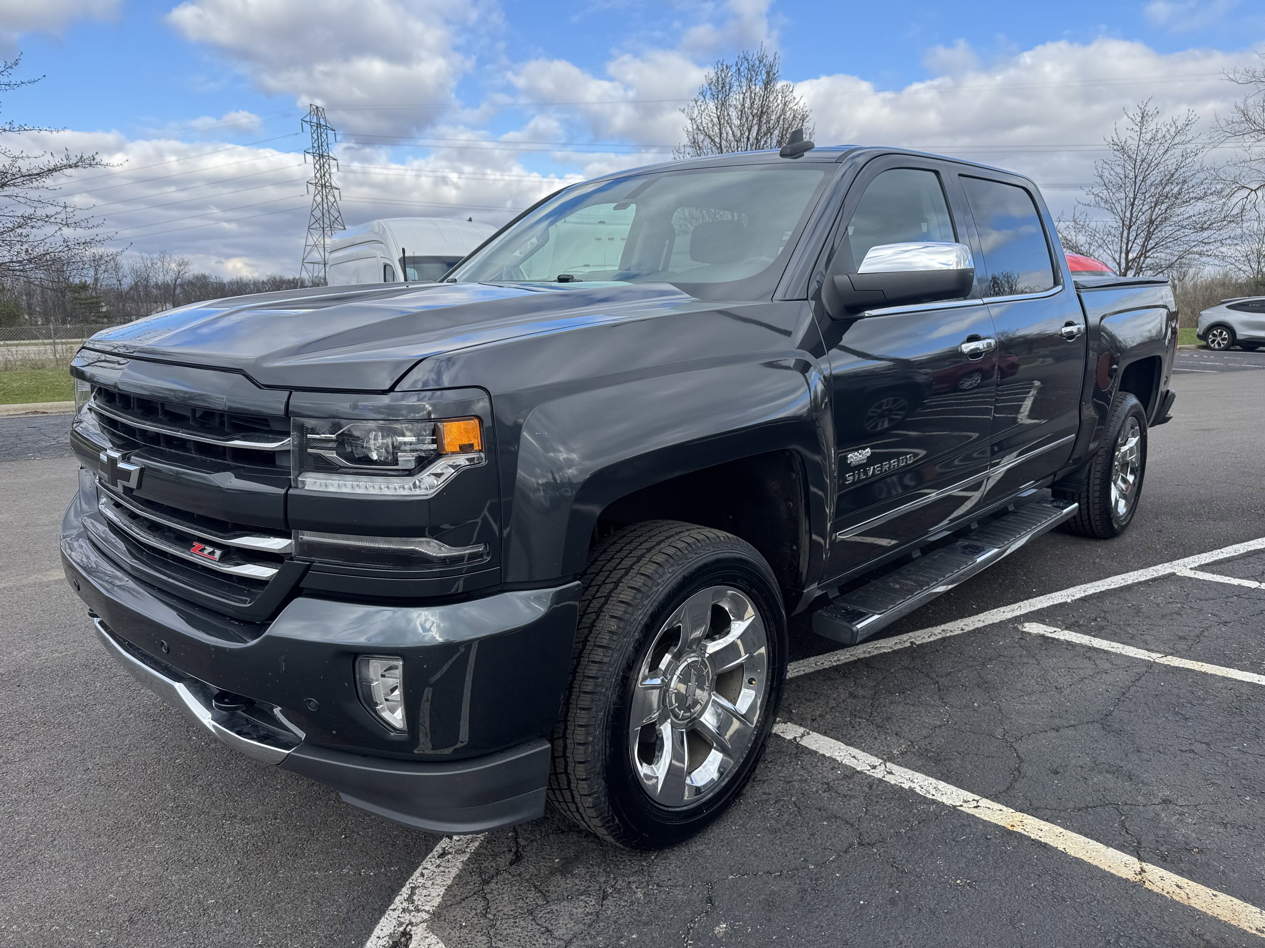 Used 2017 Chevrolet Silverado 1500 LTZ Z71 w/ LTZ Plus Package image 18