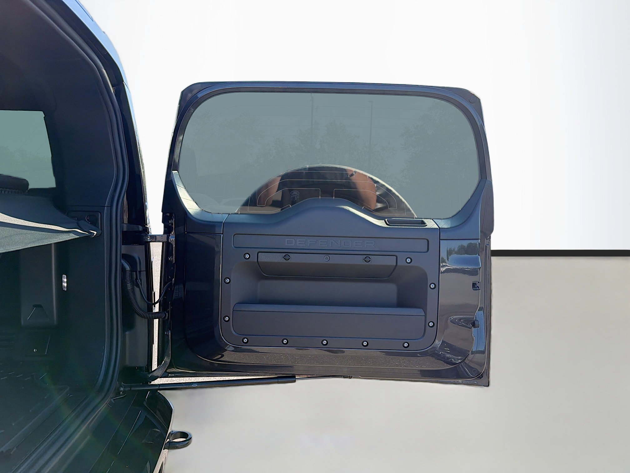 New 2026 Land Rover Defender 90 V8 image 13