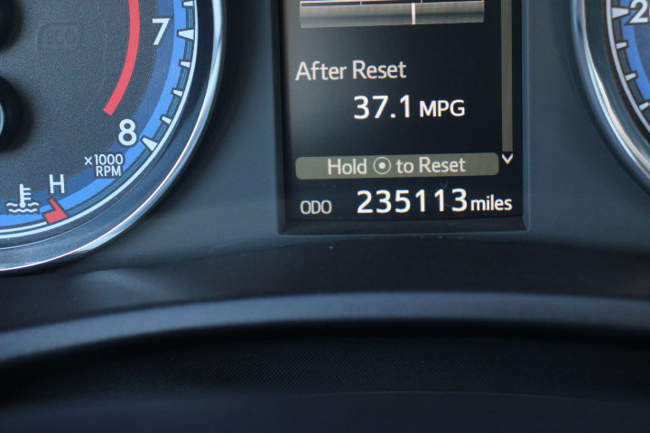 Used 2017 Toyota Corolla SE image 25