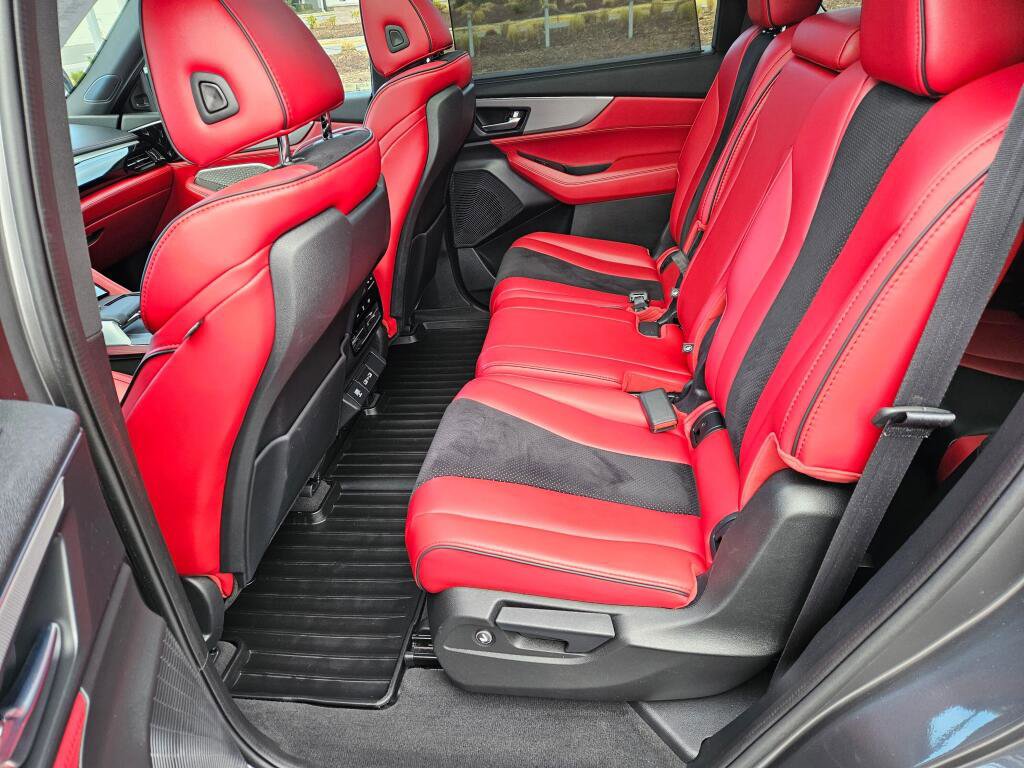 Certified 2022 Acura MDX A-Spec image 23