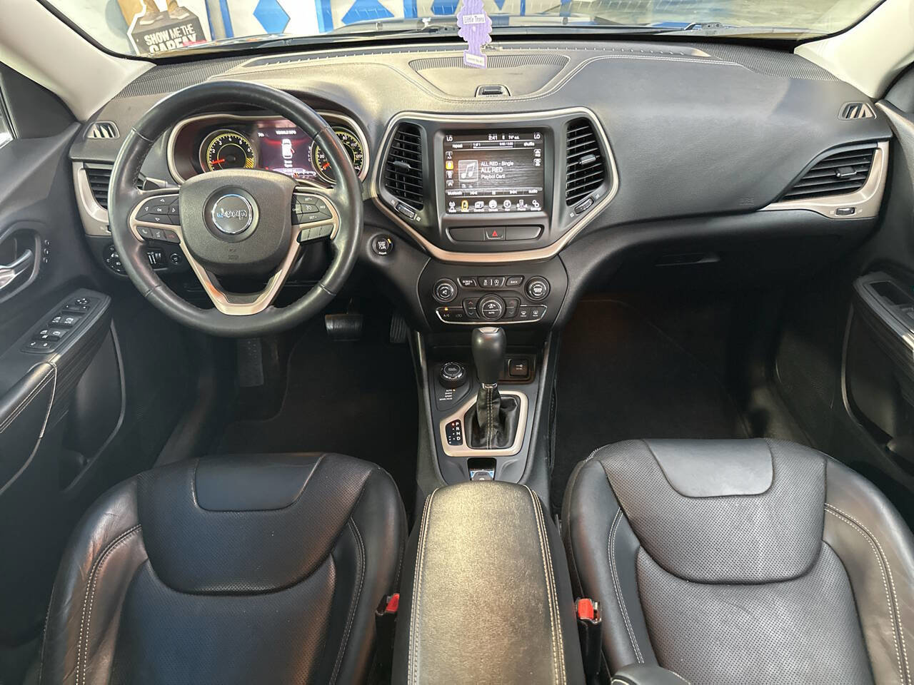 Used 2015 Jeep Cherokee Limited w/ Luxury Group image 21