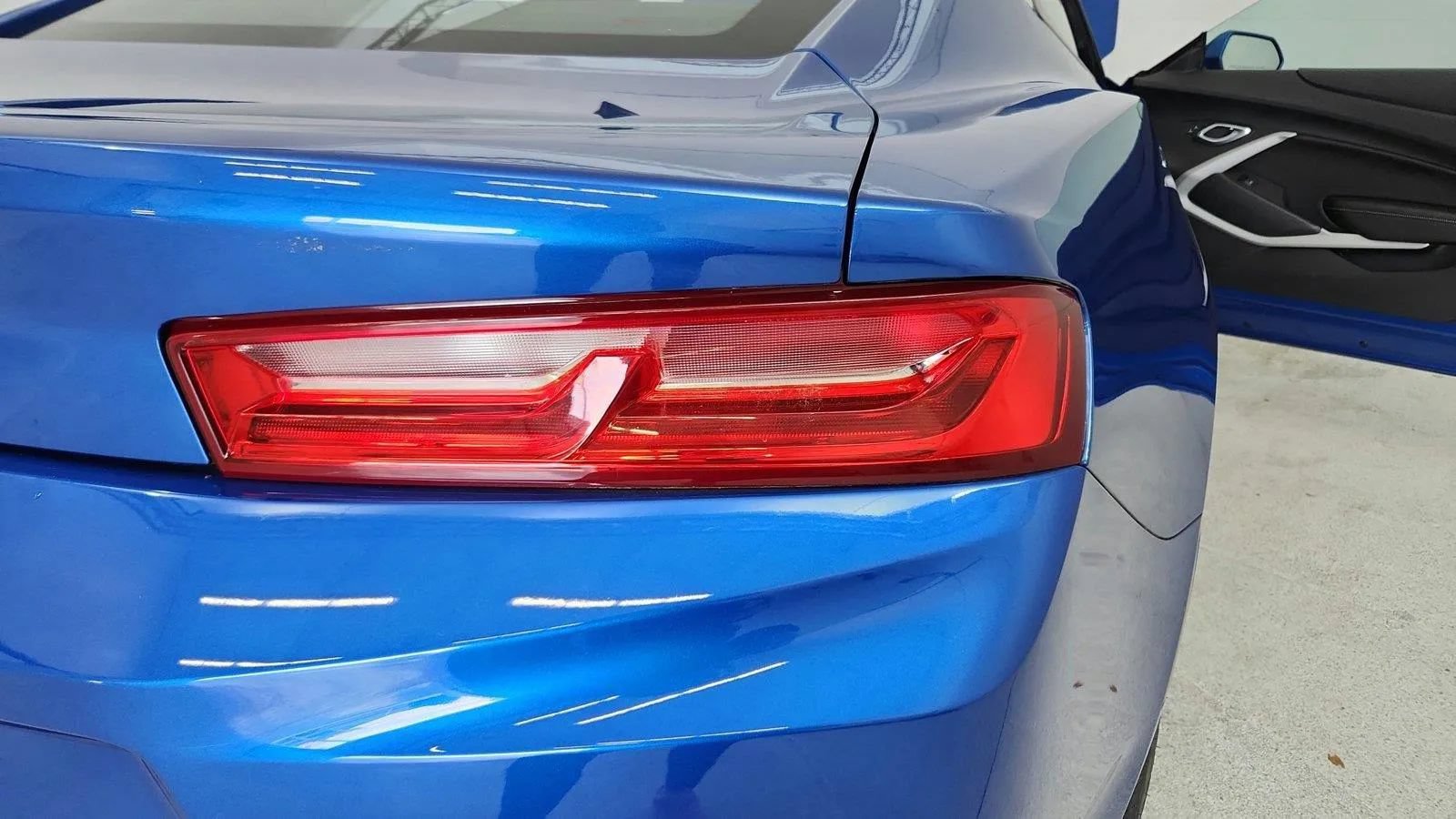 Used 2017 Chevrolet Camaro LT w/ Technology Package RWD image 34
