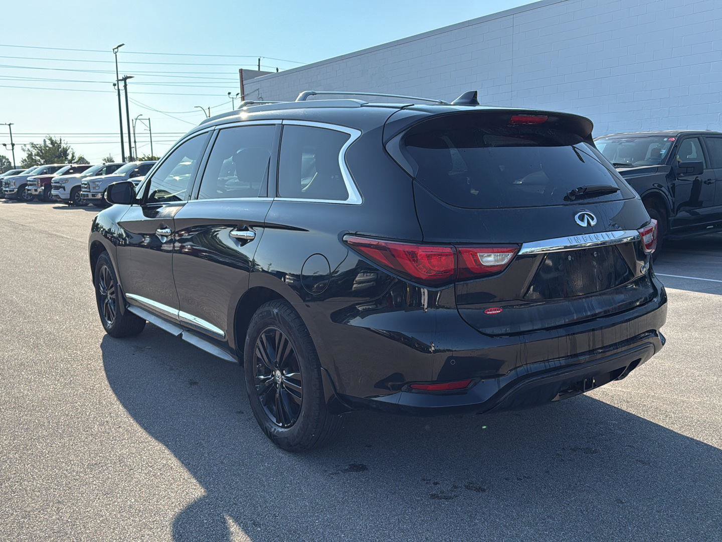 Used 2016 INFINITI QX60 Luxe AWD/4WD image 4