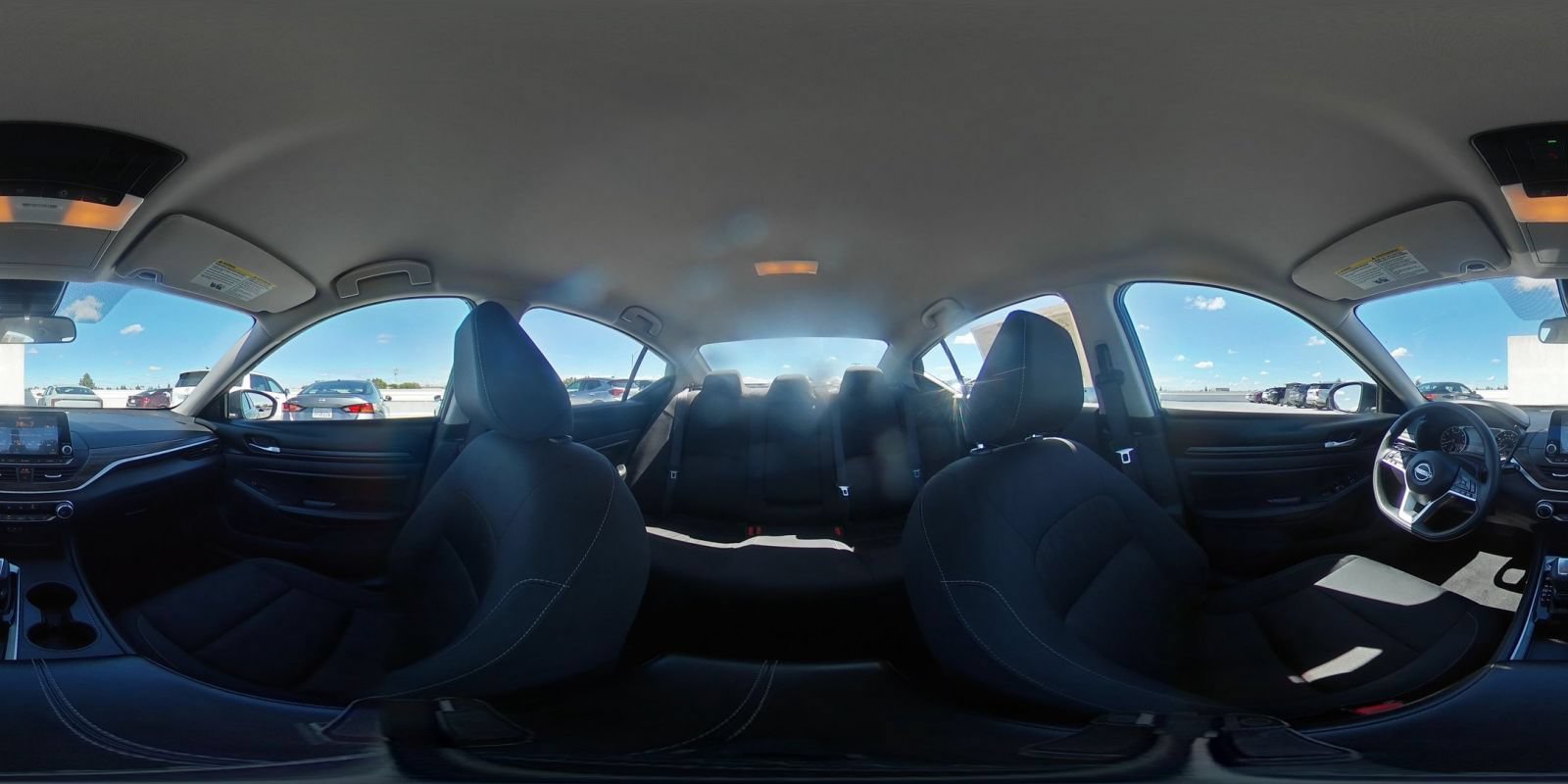 Used 2025 Nissan Altima 2.5 SV FWD image 40