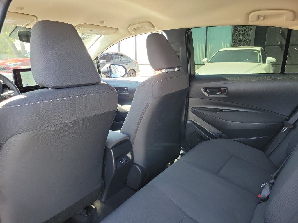 Used 2025 Toyota Corolla LE w/ LE Premium Package FWD image 15