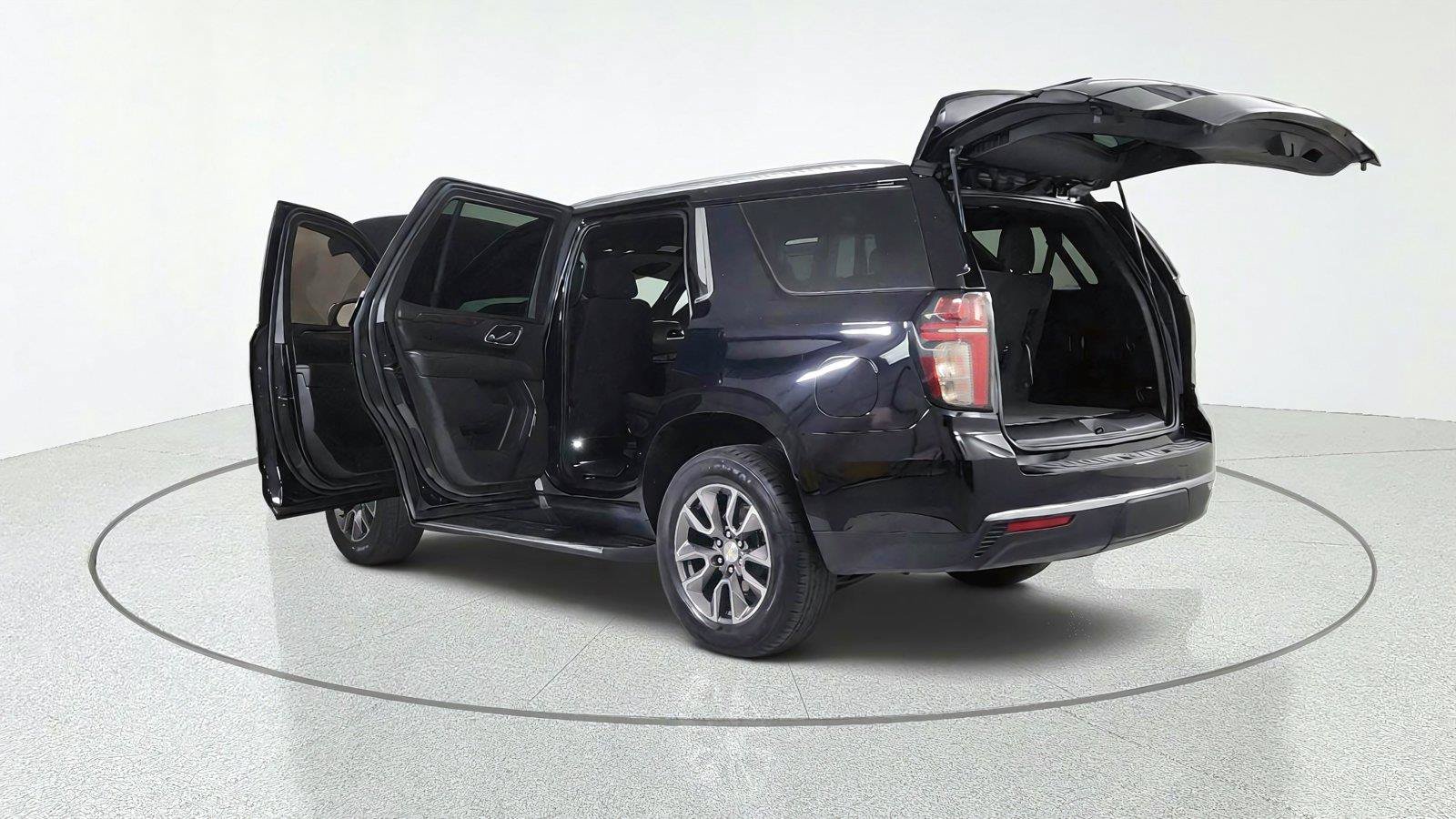 Used 2023 Chevrolet Tahoe LS AWD/4WD image 12
