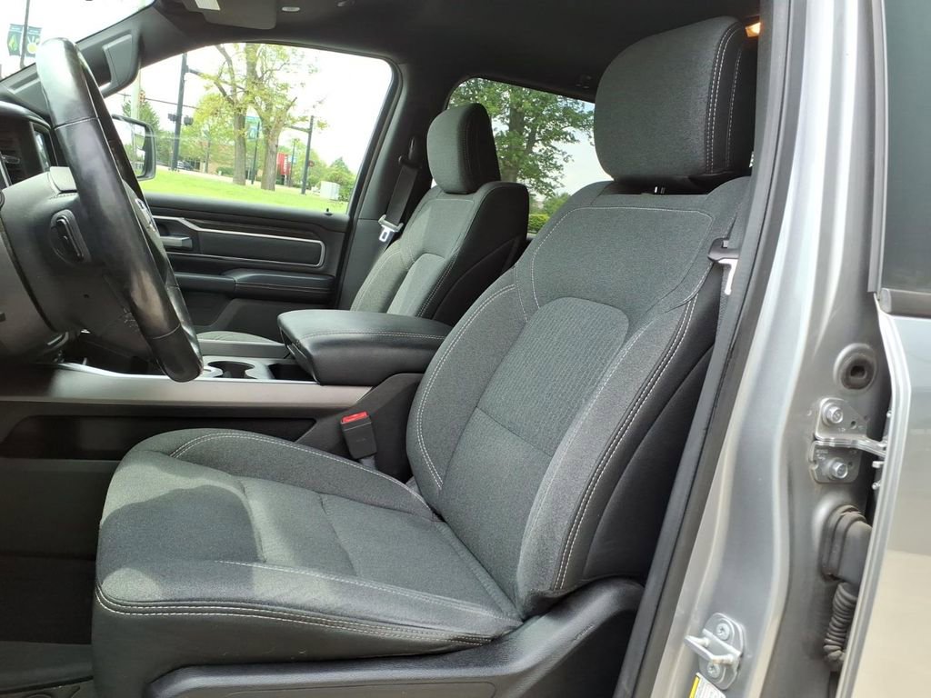 Used 2019 RAM 1500 Big Horn AWD/4WD image 12
