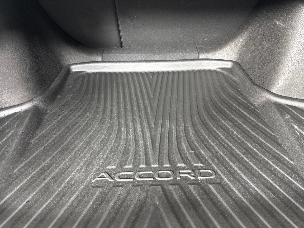 Used 2023 Honda Accord Touring image 23