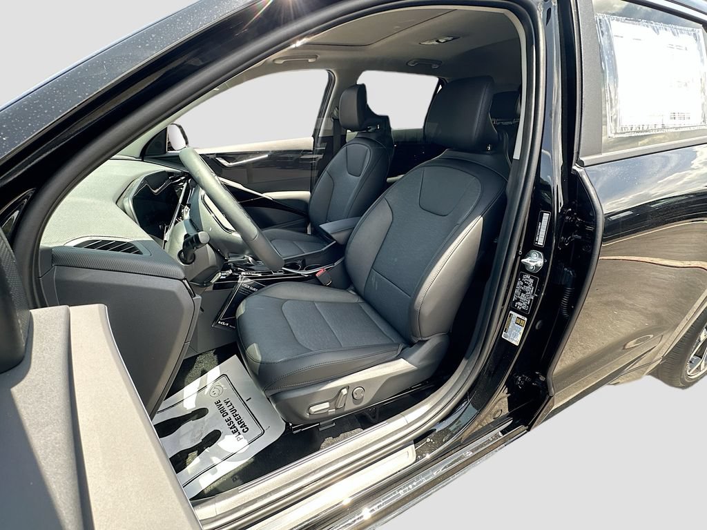 New 2026 Kia Niro SX Touring FWD image 22