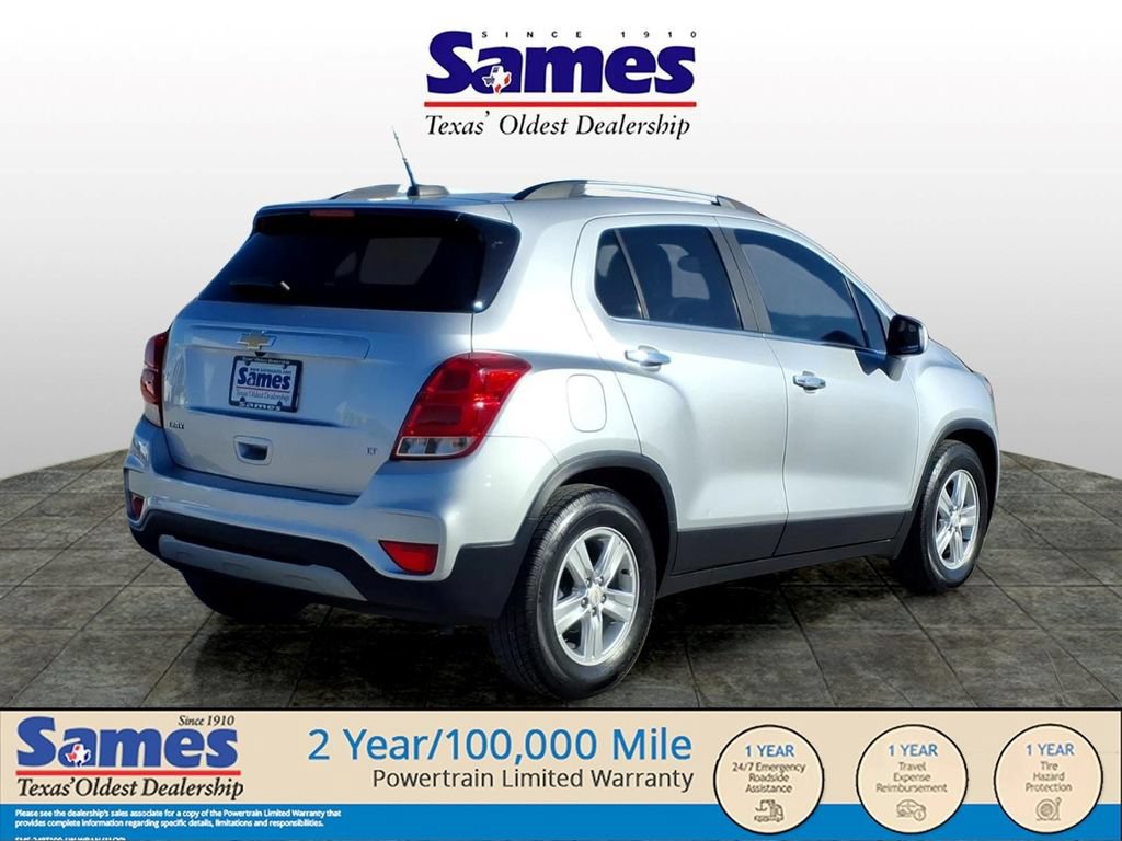 Used 2020 Chevrolet Trax LT w/ LT Convenience Package FWD image 3
