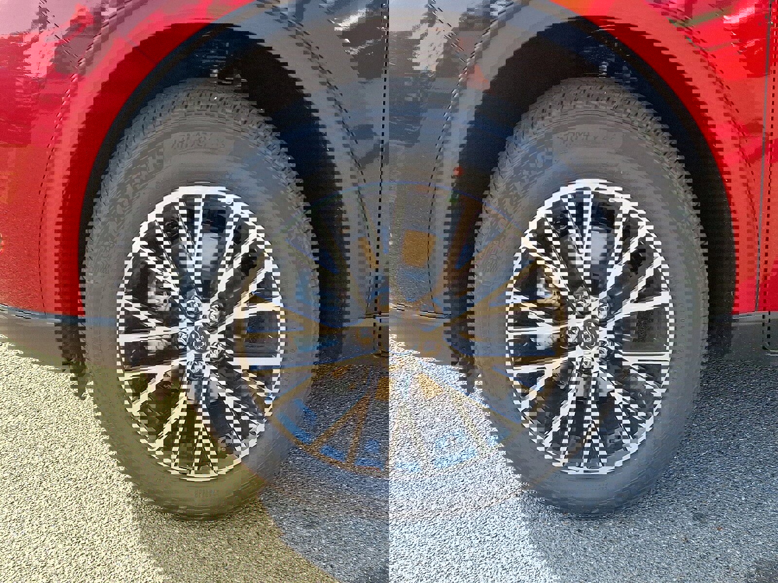 New 2025 Ford Escape SE w/ PHEV Premium Package image 25