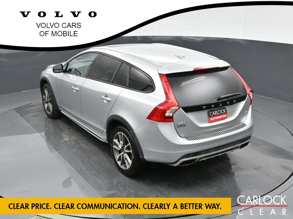 Used 2017 Volvo V60 T5 Cross Country w/ Convenience Package image 29