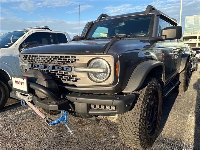 Used 2024 Ford Bronco Everglades image 2