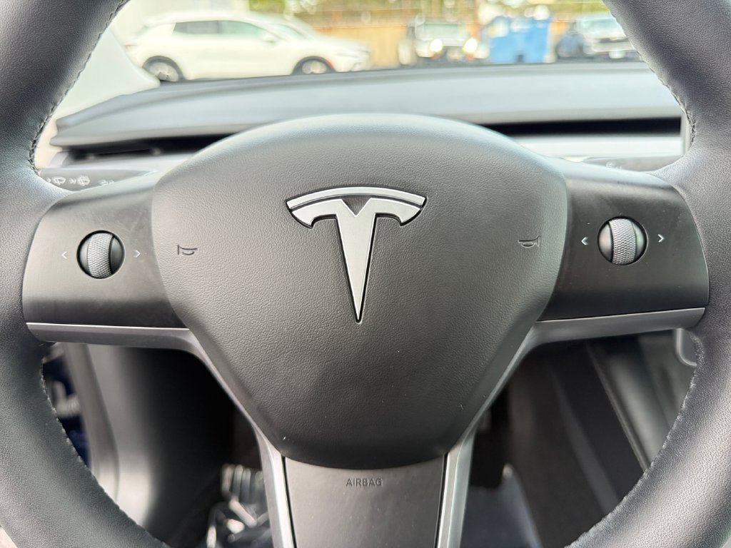 Used 2023 Tesla Model 3 Standard Range RWD image 19