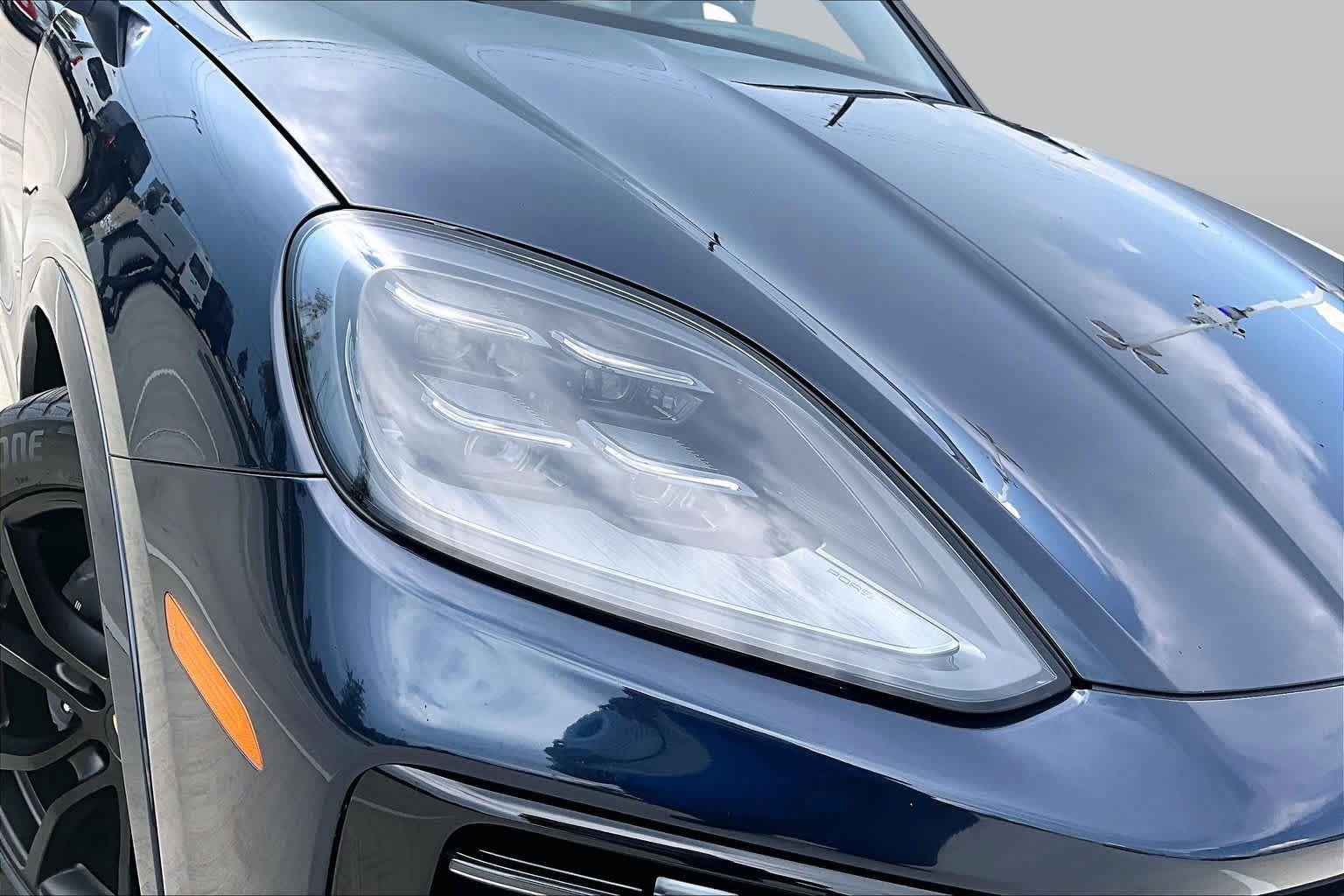 Used 2026 Porsche Cayenne Coupe AWD/4WD image 26