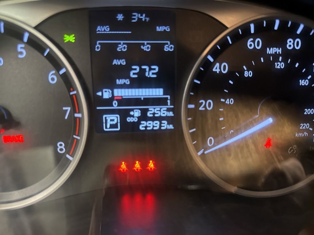 Certified 2025 Nissan Kicks Play S image 45