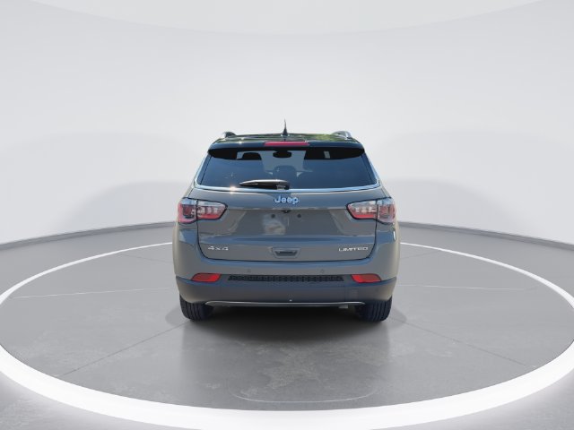 Used 2024 Jeep Compass Limited AWD/4WD image 7