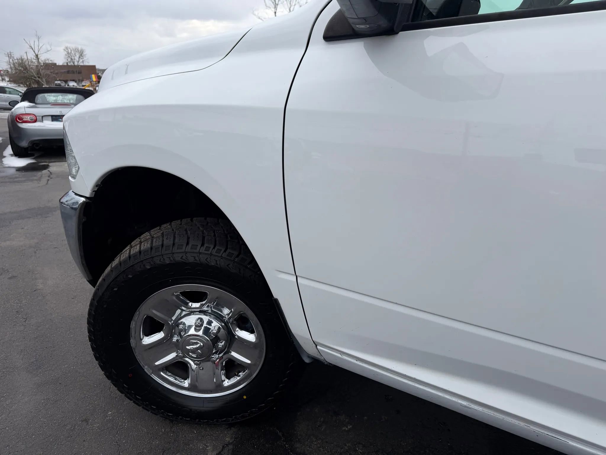 Used 2017 RAM 3500 Tradesman w/ Chrome Appearance Group image 24