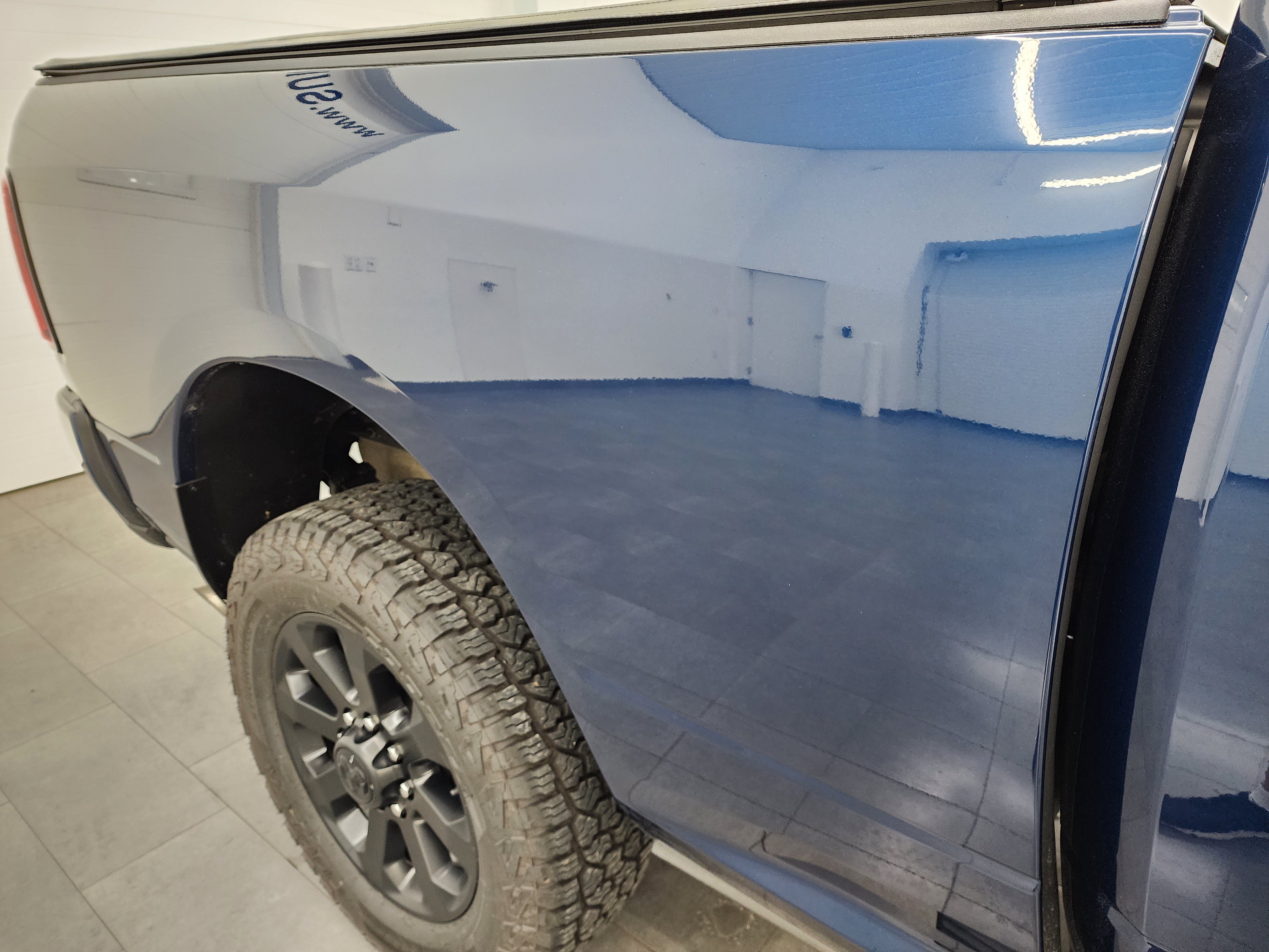 Used 2024 RAM 3500 Laramie w/ Night Edition AWD/4WD image 31