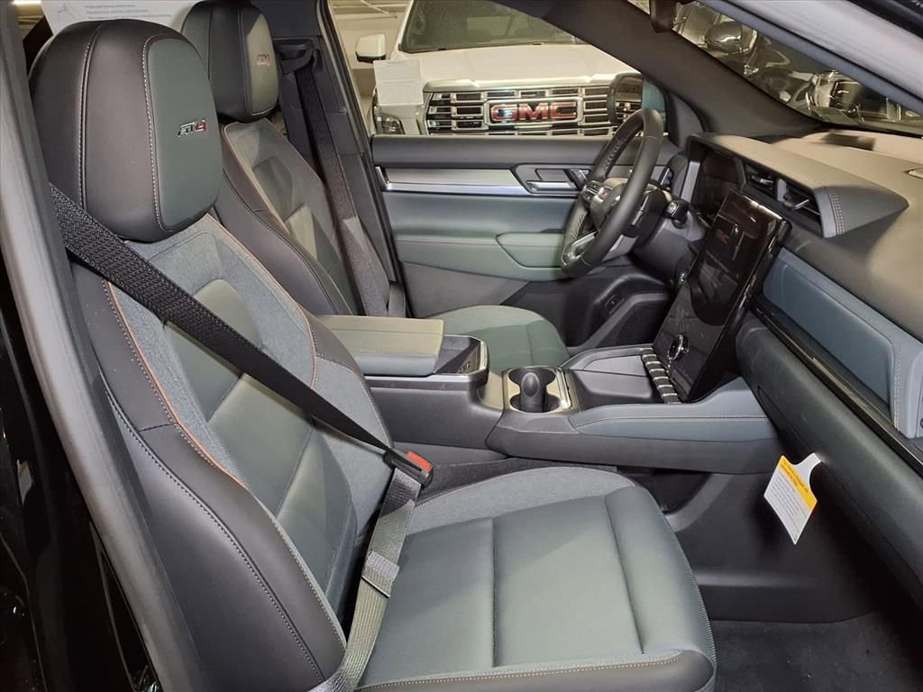 Used 2026 GMC Terrain AT4 w/ Convenience Package III AWD/4WD image 6