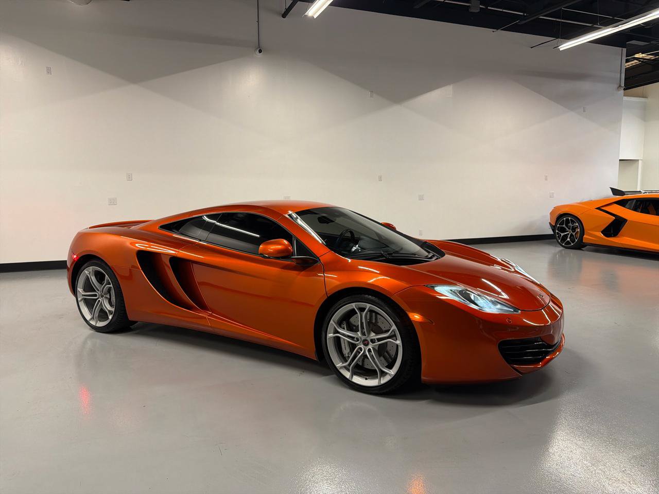 Used 2012 McLaren MP4-12C Coupe RWD image 37