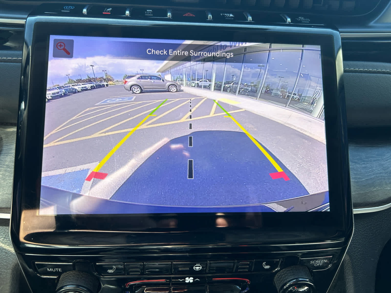 Used 2023 Jeep Grand Cherokee 4WD 4xe image 30