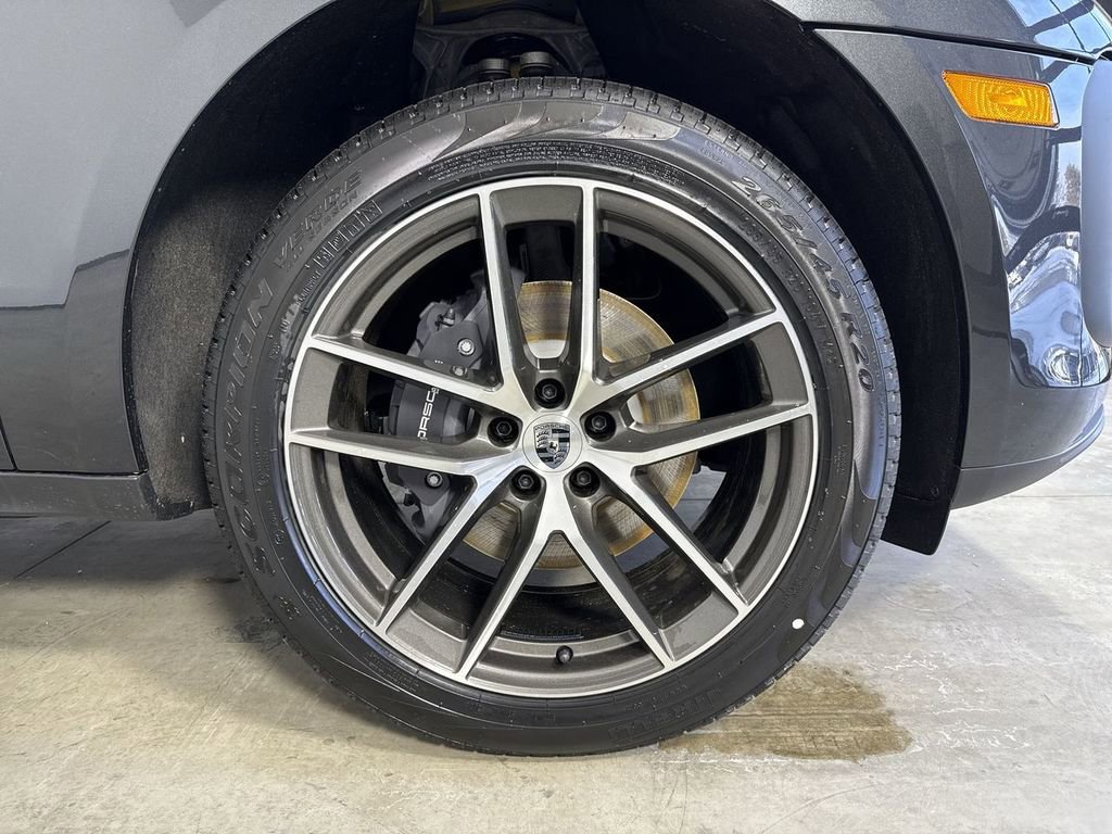 New 2026 Porsche Macan AWD/4WD image 15
