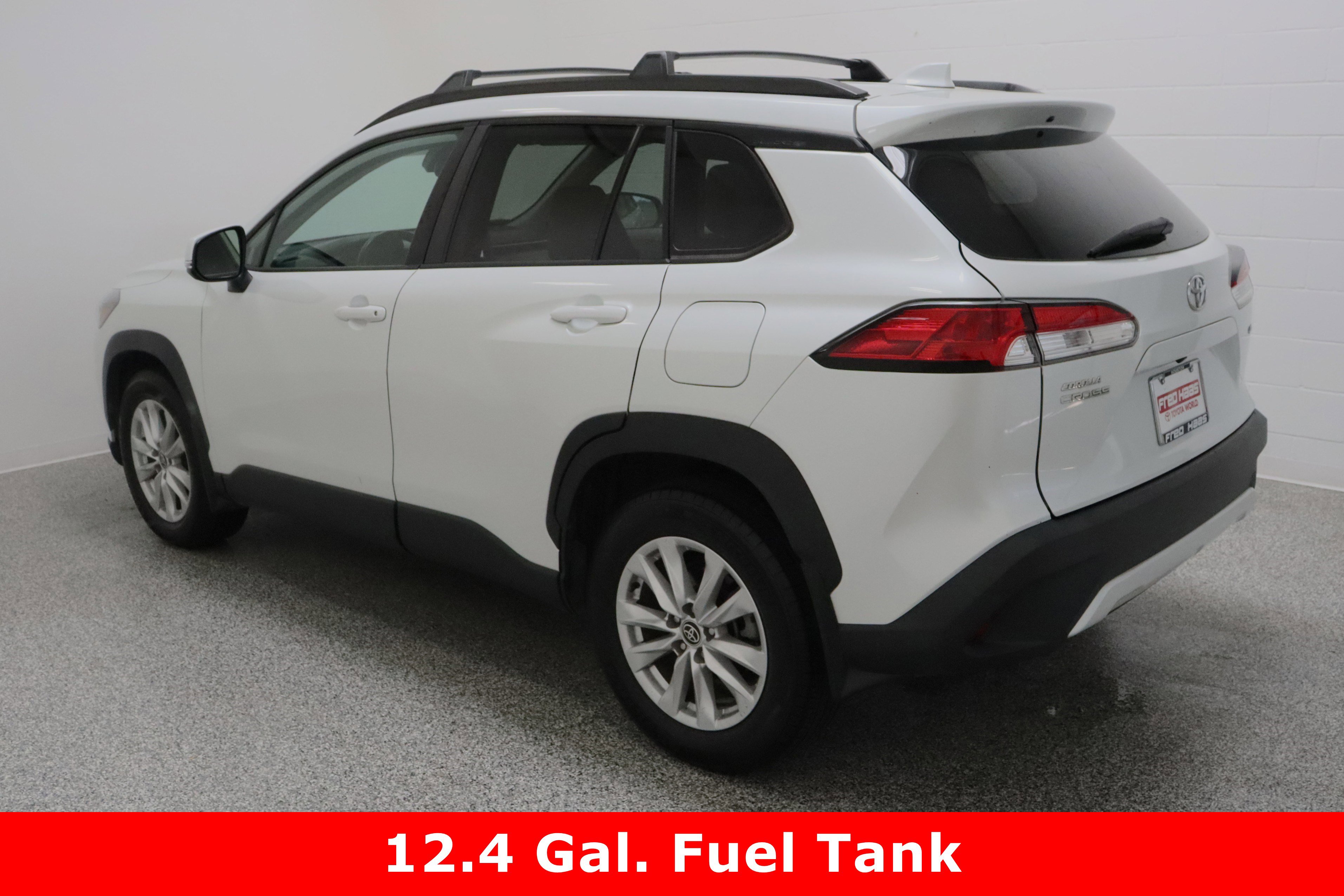 Used 2023 Toyota Corolla Cross LE image 9