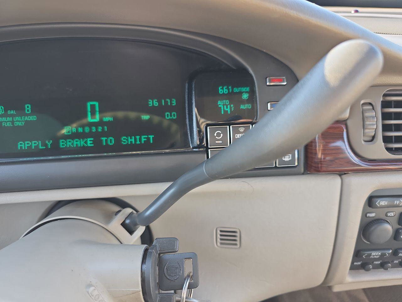 Used 1998 Cadillac De Ville image 10