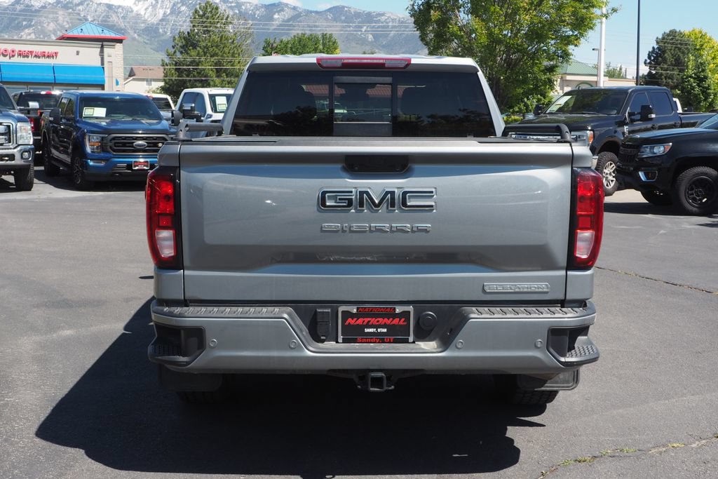 Used 2024 GMC Sierra 1500 Elevation w/ Elevation Premium Package AWD/4WD image 6
