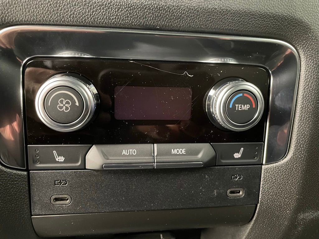 New 2026 GMC Yukon XL Denali AWD/4WD image 12