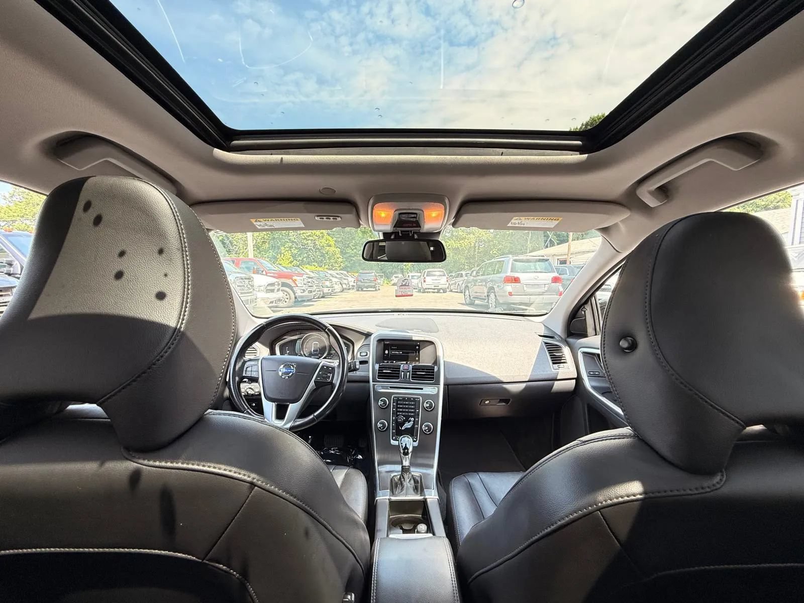 Used 2015 Volvo XC60 T6 Platinum AWD/4WD image 13