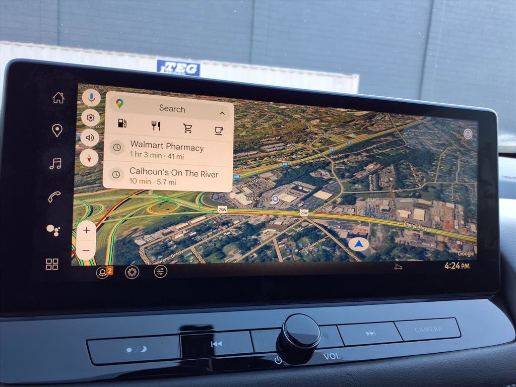 Used 2024 Nissan Rogue Platinum image 17