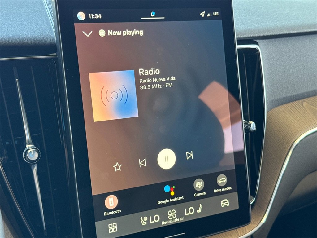 New 2026 Volvo XC60 T8 Plus w/ Protection Package Premier image 17