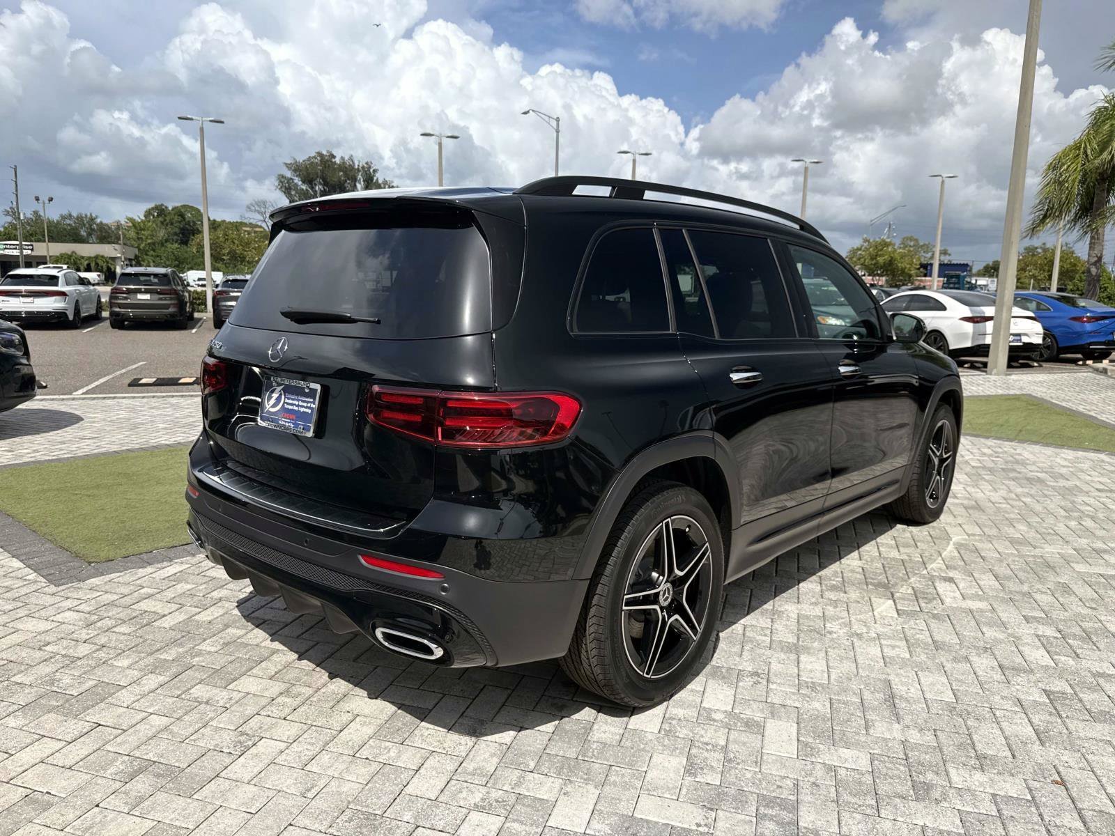 New 2026 Mercedes-Benz GLB 250 image 5