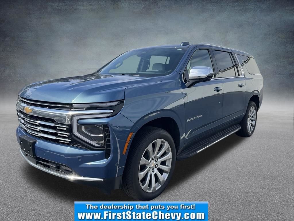 Used 2025 Chevrolet Suburban Premier image 1