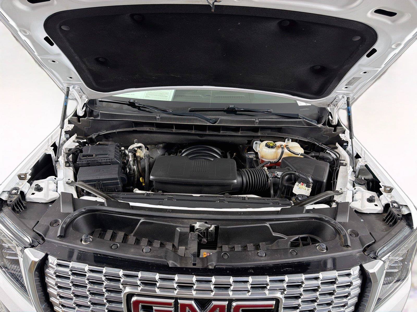 Used 2024 GMC Yukon Denali AWD/4WD image 32
