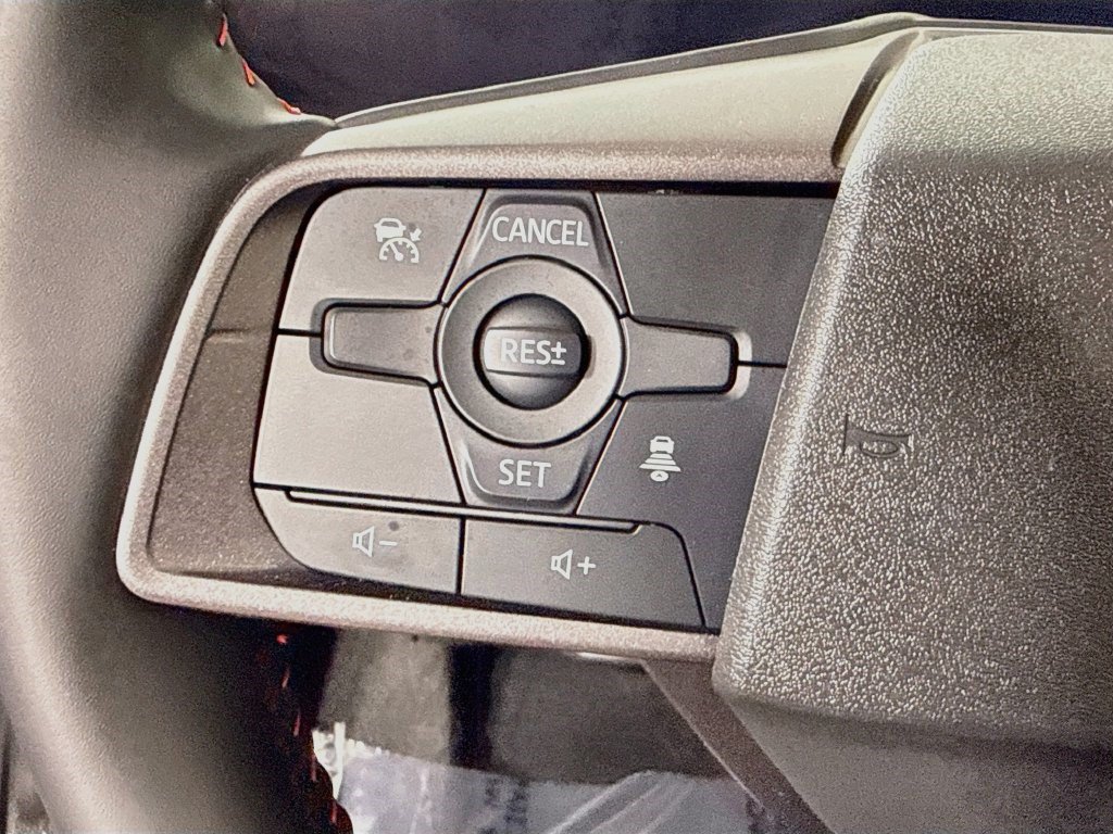 Used 2026 Nissan Sentra SR w/ Floor Mat Package FWD image 13