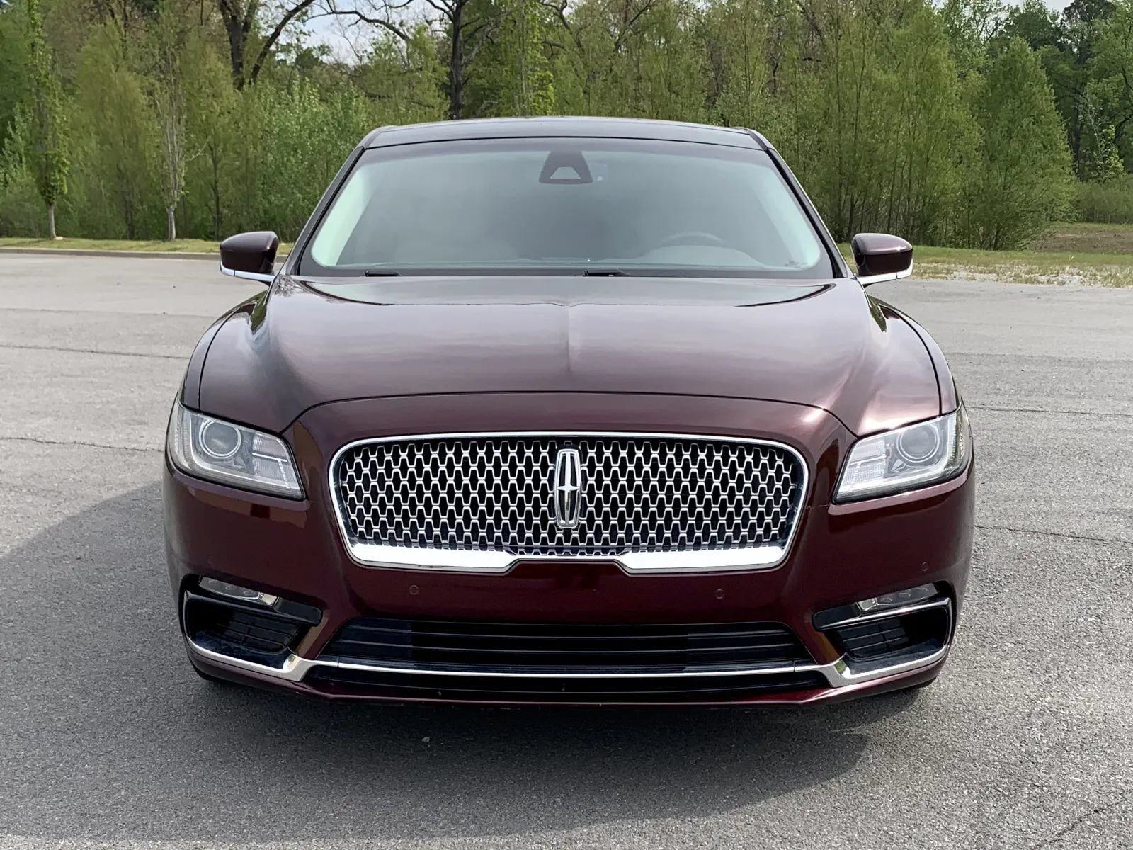 Used 2020 Lincoln Continental w/ Premium Package FWD image 2