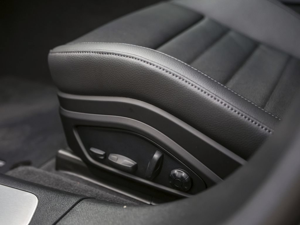 New 2026 Porsche Panamera RWD image 15